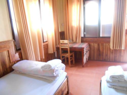 Hostal Zuela Guesthouse