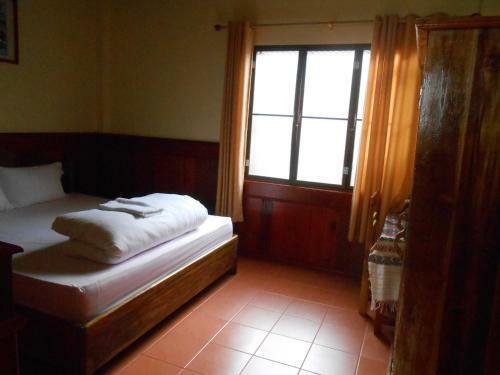 Hostal Zuela Guesthouse