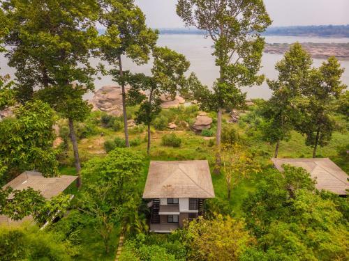 Hotel The River Resort