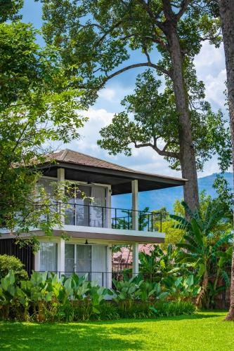 Hotel The River Resort