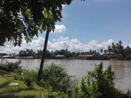Hostal River Garden Guesthouse