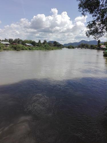 Hostal River Garden Guesthouse