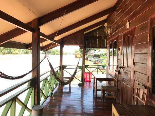 Hostal Somphamit Guesthouse