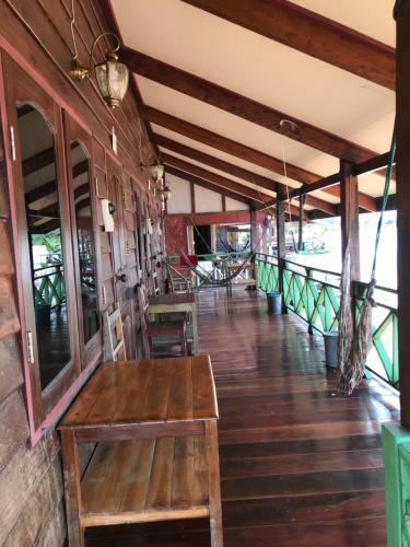 Hostal Somphamit Guesthouse