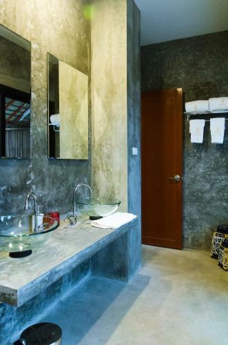Hotel The Sanctuary Nam Ngum Beach Resort