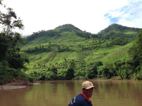 Boat - Luangprabang - Phonsavan - Home Stay