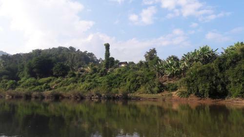 Boat - Luangprabang - Phonsavan - Home Stay