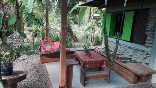 Rudi Mental Holiday Lodge