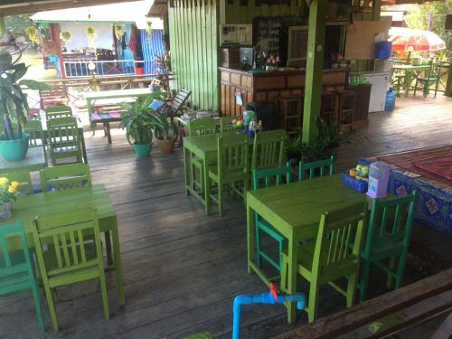 Hostal Green Buffalo G.h And Bar