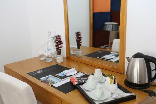 Hotel Queen Vali Palace