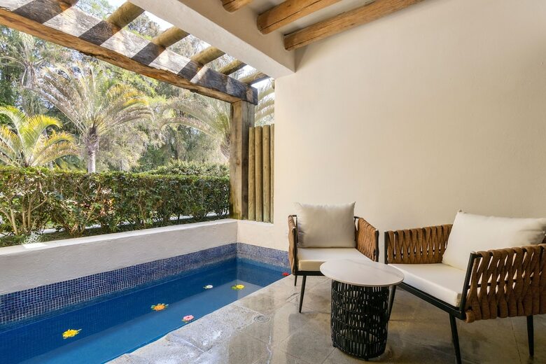Hotel Rancho San Diego Grand Spa Resort