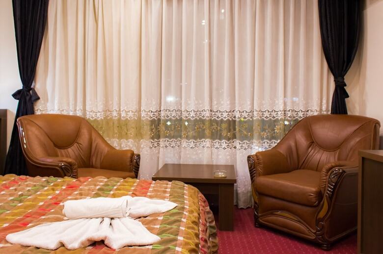 Hotel Real