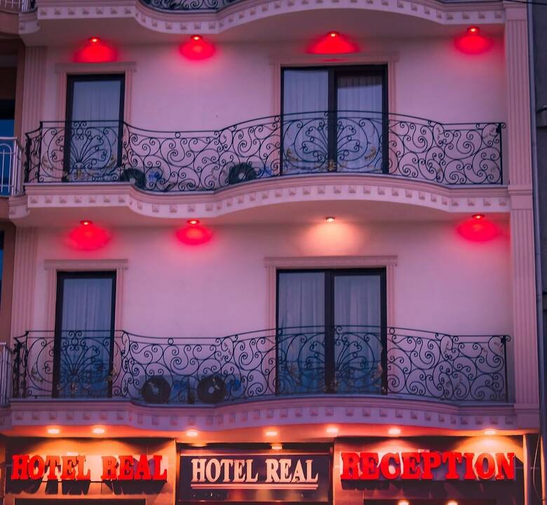 Hotel Real