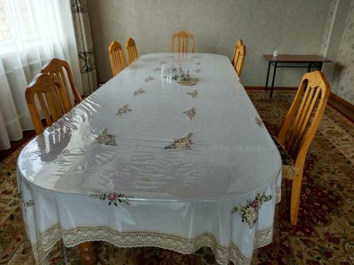Hostal Guest House Voyage Osh