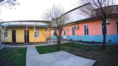 Hostal Zhukovs' Guest House