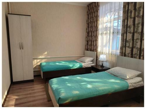 Hostal Twinhouse Karakol