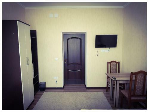 Hostal Twinhouse Karakol