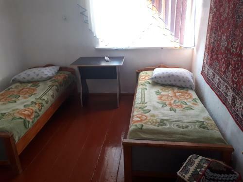 Hostal Guest House Adamkaly