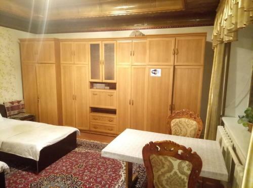 Hostal Freshosh Guest House
