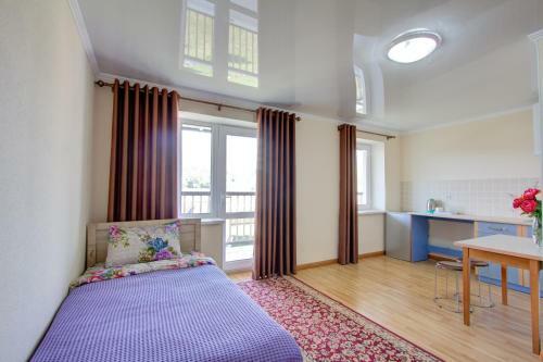 Simiram Hotel