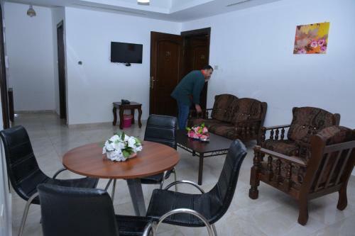 Evana Apartments