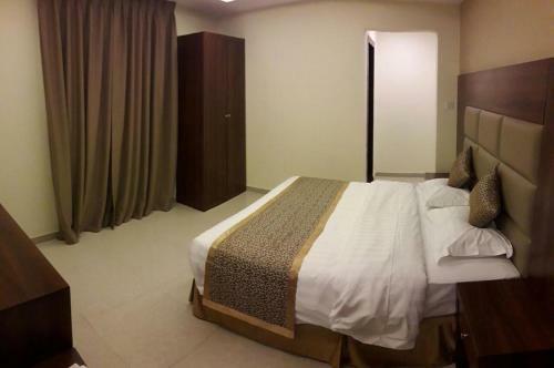 Apartamento Al Hadeer Suites Hotel