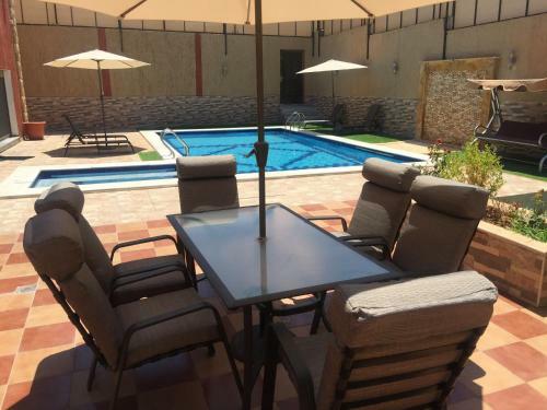 Villa El Karam & Jood Chalets