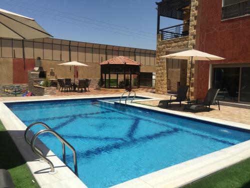 Villa El Karam & Jood Chalets
