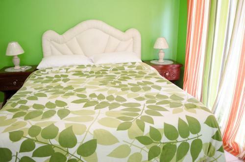 Color's Hide Away Villa