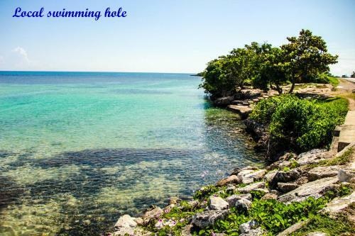 Sunshine Lodge: Your Home Away From Home