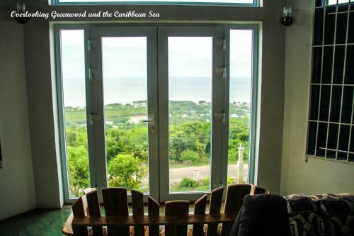 Sunshine Lodge: Your Home Away From Home