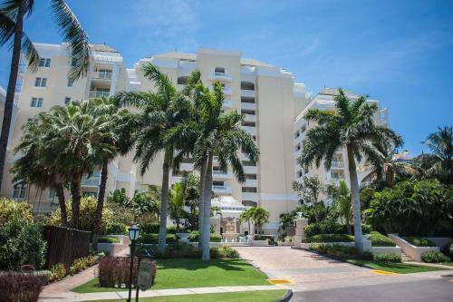 Apartamentos Palmyra Luxury Beach Condos