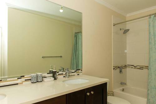 Apartamento Modern Decor Over Looking City 24/7 Security