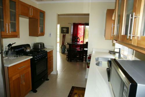 Villa Hidden Treasures @ Coolshade