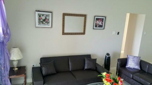 Fern Court Apartment @ Richmond