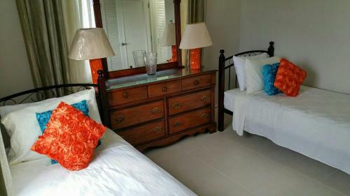 Fern Court Apartment @ Richmond