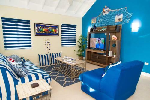 Sea Breeze Villa @ Coolshade