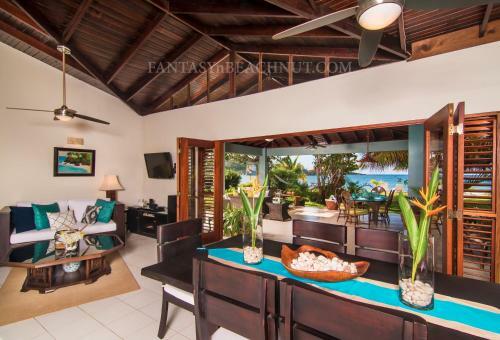 Fantasy & Beachnut Villas