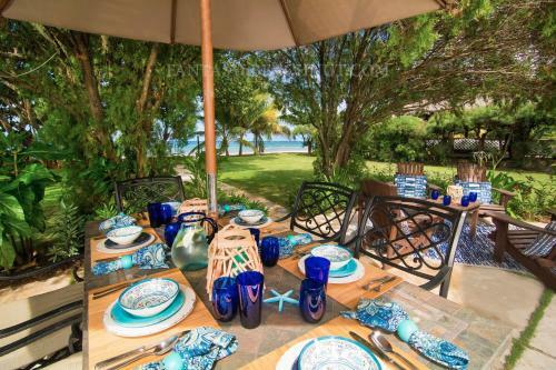 Fantasy & Beachnut Villas
