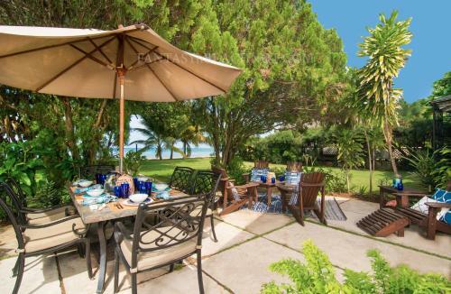 Fantasy & Beachnut Villas