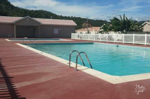 Caymanas Estate Beautiful Three Bedroom House
