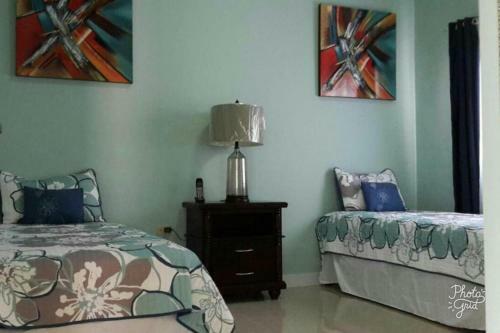 Caymanas Estate Beautiful Three Bedroom House