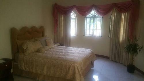 Albergue Mountain Top Villa