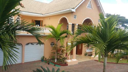 Albergue Mountain Top Villa