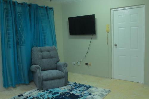 The Guest Apartment At Oaklands II