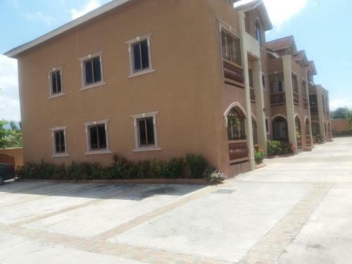 Apartamento Kingston 10 Central Rest Spot