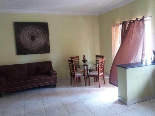 Apartamento Kingston 10 Central Rest Spot