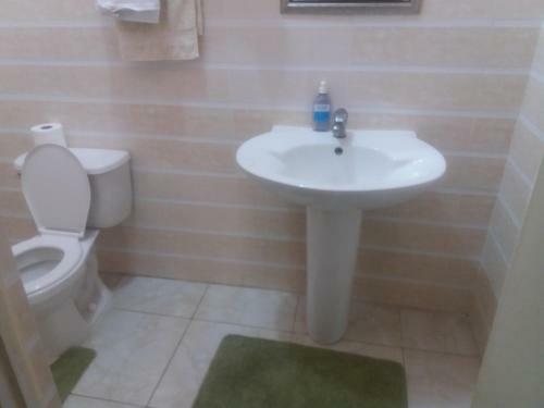 Apartamento Kingston 10 Central Rest Spot