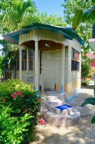 Bed & Breakfast Coral Cottage Jamaica
