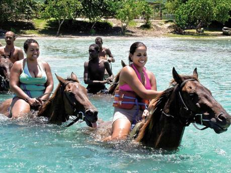 Villa Ocho Rios Under The Coolshade III